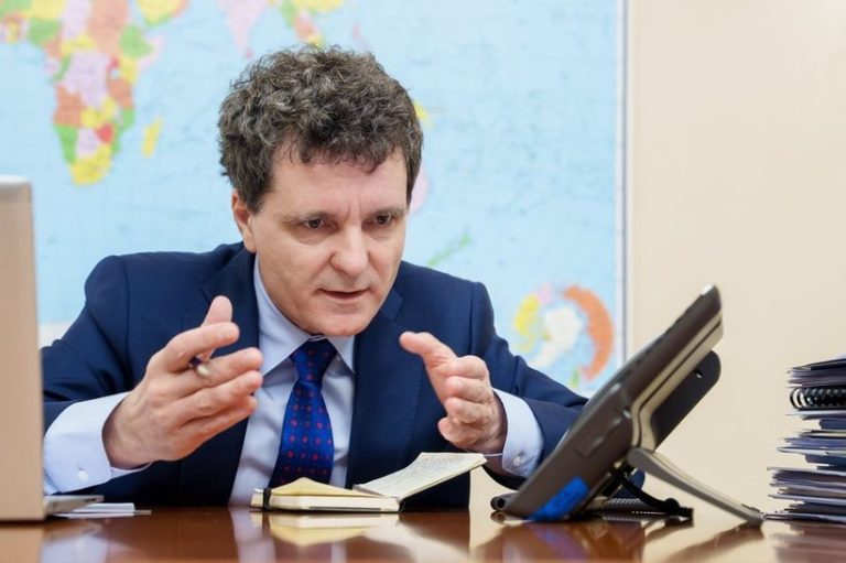 Nicuşor Dan: Plec la summitul de la Helsinki cu îngrijorări despre justiţie