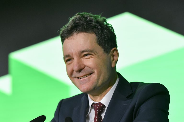 Nicușor Dan: Românii transformă multe lucruri în șabloane