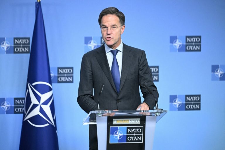 Răspunsul ciudat al șefului NATO la amenințările lui Putin