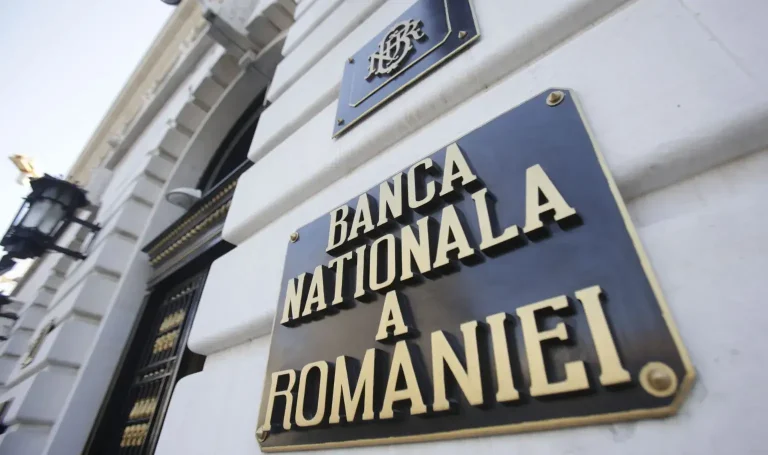 Rezervele valutare ale BNR au crescut la 65,4 miliarde euro
