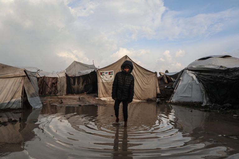 Tragedia fără sfârșit din Gaza: Alți doi copii uciși de frig