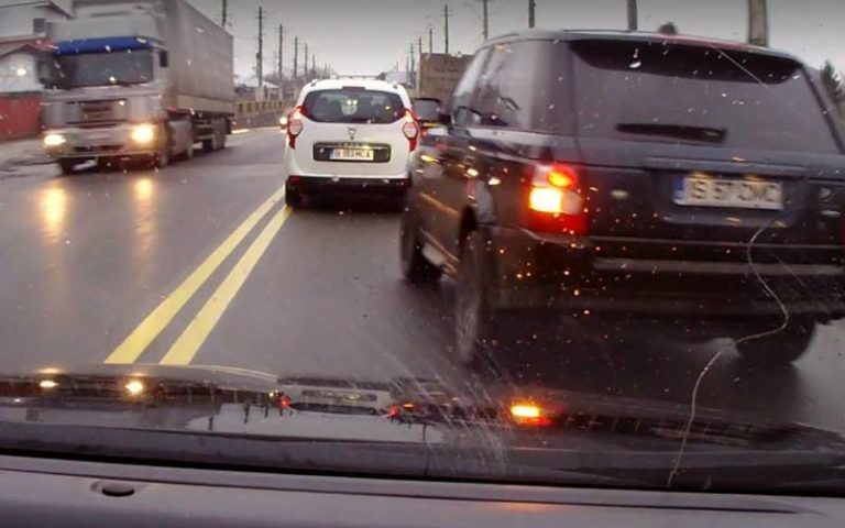Urmărire în trafic la Iași, șofer riscă închisoare