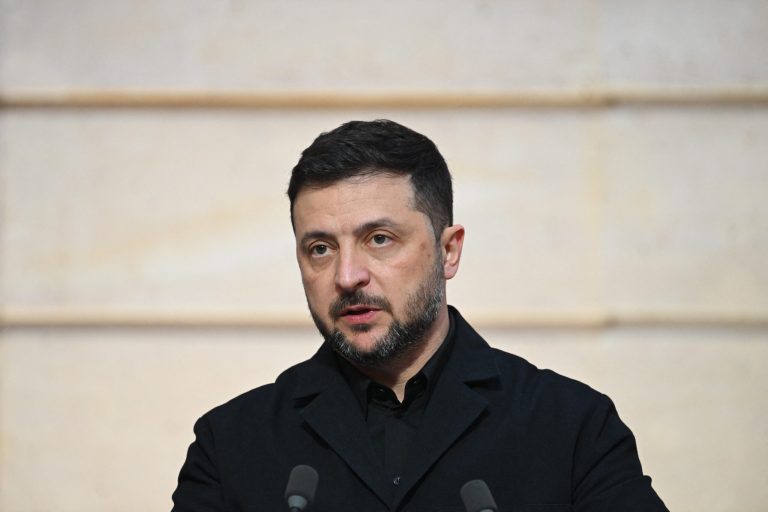 Zelenski: Banii UE pentru apărare, folosiți la reconstrucție.