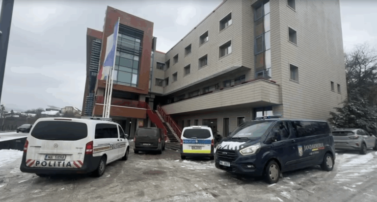 Alertă cu bombă la Hotel Pleiada, zona este securizată.