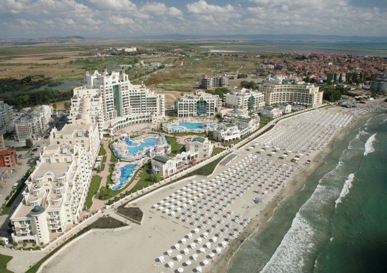 Bulgaria preconizează 14 milioane de turiști în 2026.
