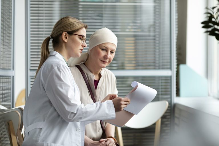 Diagnosticată greșit cu cancer, o italiancă primește 500.000 euro