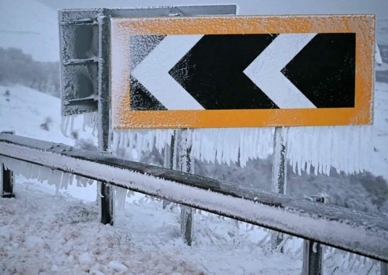 Drumuri din Bulgaria, închise temporar din cauza zăpezii