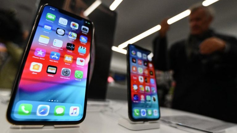 Gadgeturi scumpe din bani publici: Cheltuieli mari pe telefoane