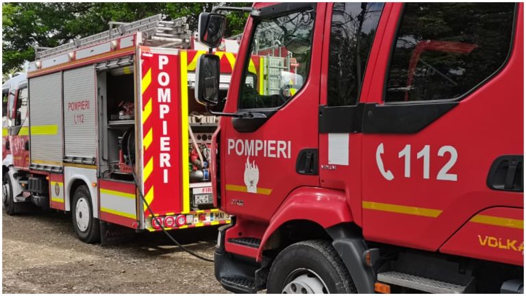 Incendiu într-un bloc din județul Sibiu, 30 de persoane evacuate