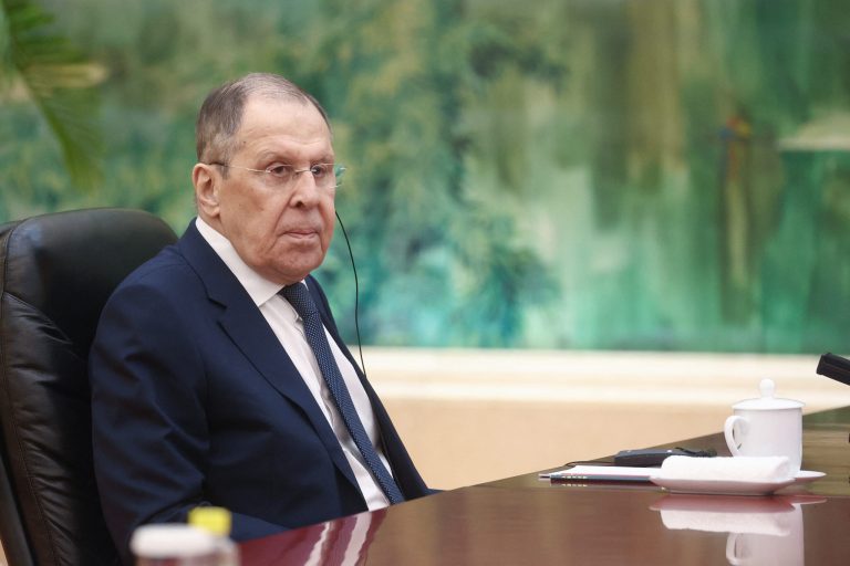 Lavrov susține că Groenlanda „nu este un teritoriu care aparține în mod natural Danemarcei”