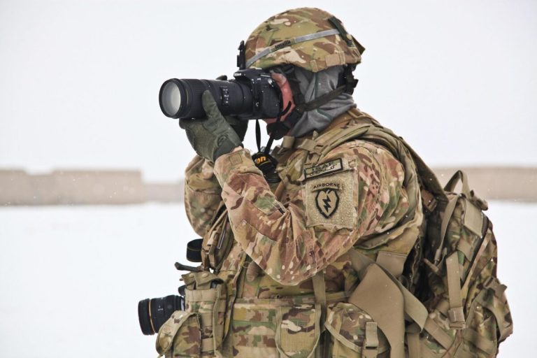 Militarii americani au demarat cel mai amplu exercițiu de artilerie din Europa, cu o parte a operațiunii desfășurată în România.
