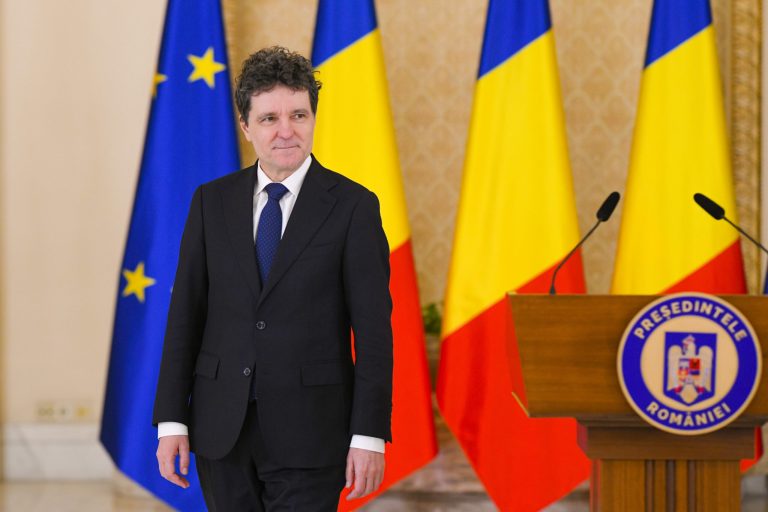 Nicușor Dan, prezent la Colegiul „Unirea” din Focșani cu prilejul aniversării a 160 de ani de existență: „Trăim într-o societate în care valorile sunt confuze”