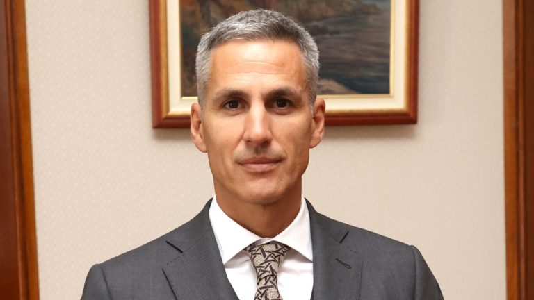 Bulgaria are un nou premier interimar: Andrei Giurov preia conducerea guvernului provizoriu.