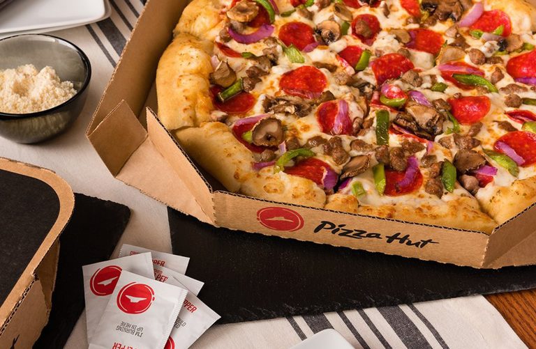 Pizza Hut închide șapte locații în România