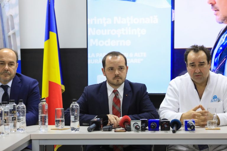Rogobete: Veniturile angajaților din spitale și din serviciile de ambulanță și urgență nu vor fi diminuate.