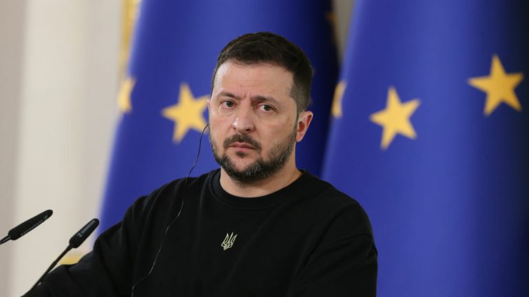 Zelenski este deschis la o întâlnire cu Putin pentru negocieri. Președintele ucrainean consideră că se poate ajunge la pace până în noiembrie.