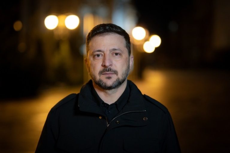 Zelenski, mesaj pentru Trump cu ocazia împlinirii a patru ani de la invazia rusă în Ucraina: „Fii alături de noi”