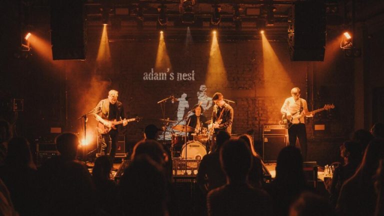 Adam’s Nest se întoarce la Iași cu două concerte electro-acustice speciale la Cafeneaua Negru Zi.