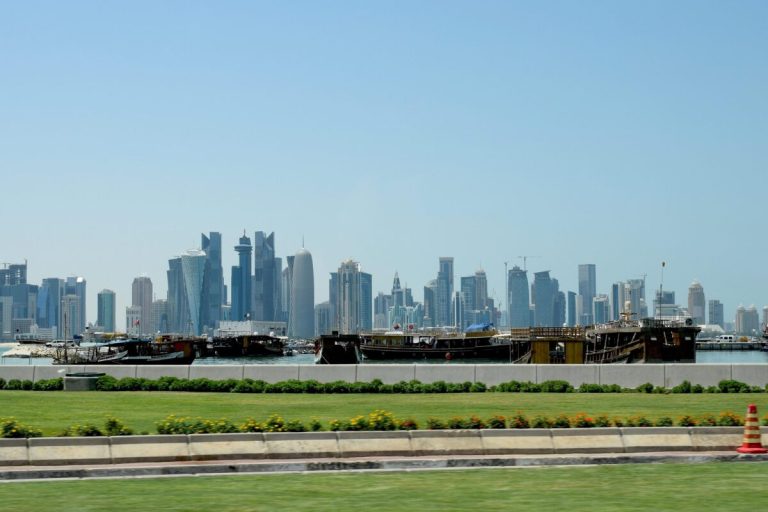 Alarmă în Qatar. Locuitorii sunt sfătuiți să se adăpostească.