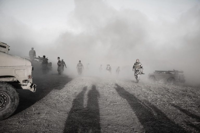 Atac terestru în Iran: Mii de luptători au traversat granița iraniană pentru a răsturna regimul de la Teheran.