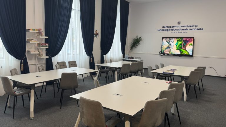 Casa Corpului Didactic Iași a deschis un centru pentru tehnologie și mentorat în educație. Bogdan Suhar de la Quartz Matrix: „Îi oferim sprijin profesorului pentru a înțelege funcționarea tehnologiei”