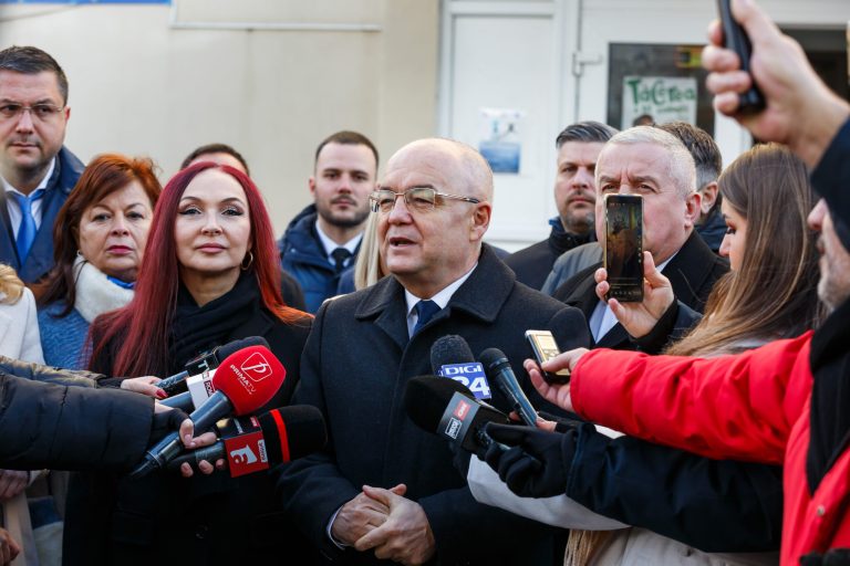 Centura metropolitană a Clujului va fi licitată pe șase segmente. Procedura a fost reluată din cauza unor suspiciuni de „fraudă și furt de identitate electronică la licitație”.