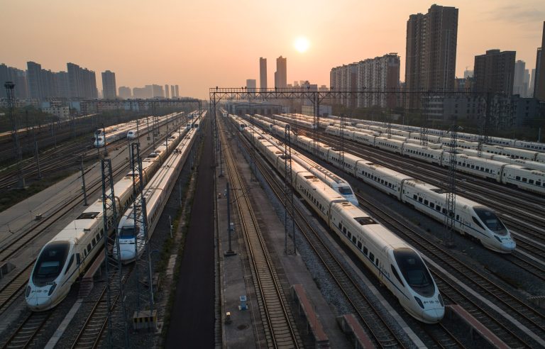 China anunță reluarea trenurilor de pasageri către Coreea de Nord după pandemie