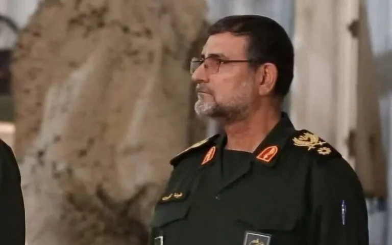 Comandantul Marinei Gărzii Revoluției Iraniene, responsabil pentru blocarea Strâmtorii Ormuz, a fost omorât.