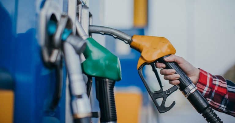 Consilierul premierului: „Să nu avem așteptări nerealiste” | „Statul nu dispune de fonduri pentru a compensa prețul carburanților”