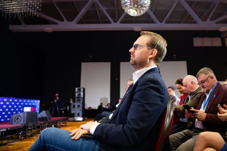 Dominic Fritz: Carburanții din România sunt în continuare la prețuri rezonabile, dar conflictul din Iran ar putea provoca creșteri ale prețurilor