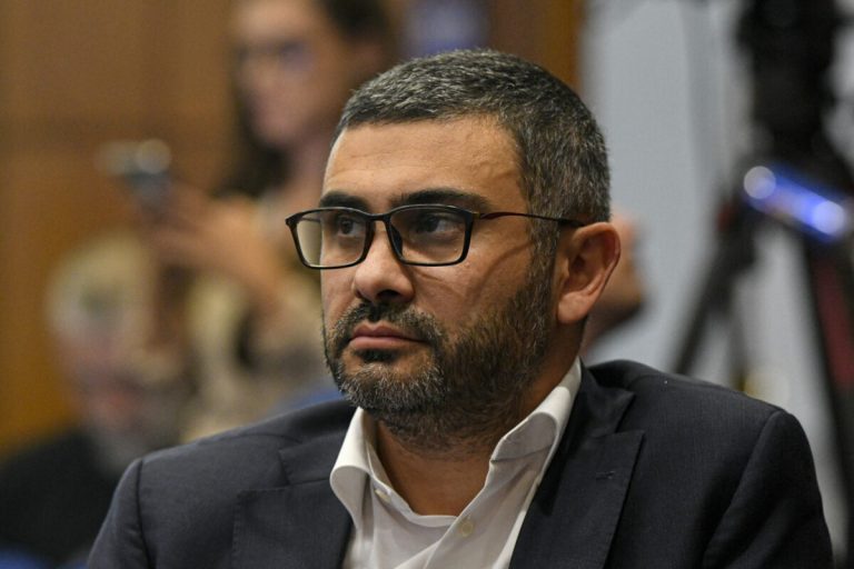 Florin Manole despre ajutorul pentru pensionari: „Este posibil ca acest sprijin pentru pensionarii cu pensii sub 3.000 lei să fie acordat odată cu pensia de după Paște”