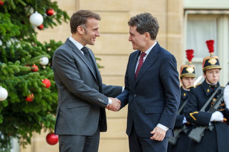 Franța ar fi invitat România să se alăture grupului de țări care găzduiesc componente ale „scutului nuclear”.