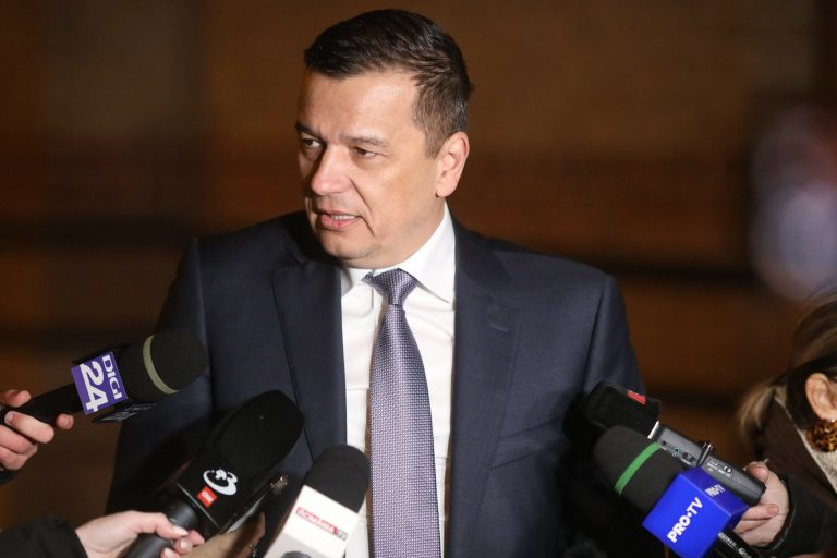 Grindeanu: E amuzant să vorbești despre aroganță venind dinspre Palatul Victoria. Colegii din coaliție ar trebui să se abțină de la a ne da lecții.