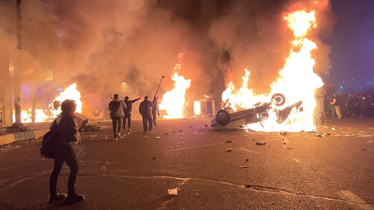 Iranul a anunțat o creștere a salariului minim cu 60%, la două luni după protestele violente.