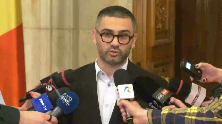 Manole: Pachetul de solidaritate ar spori veniturile pentru 2,8 milioane de pensionari și aproape 300.000 de copii.