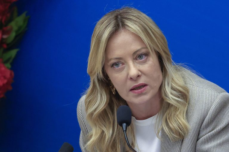 Meloni: Europa a trăit într-o iluzie confortabilă, dezvoltându-și dependențe față de marile puteri.