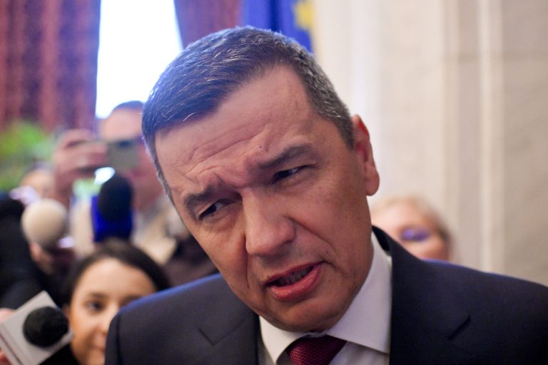 „Nu ne place să amenințăm, suntem obligați să o facem”, afirmă Sorin Grindeanu.