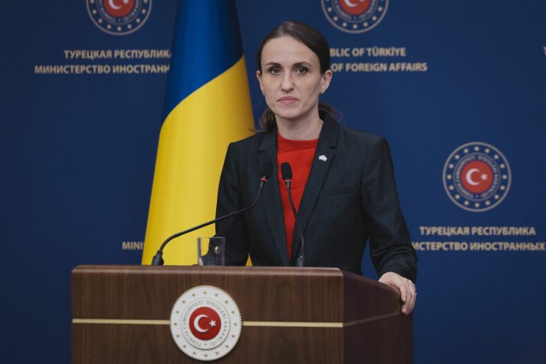 Oana Țoiu va oferi explicații astăzi la Comisia de Politică Externă a Camerei Deputaților.