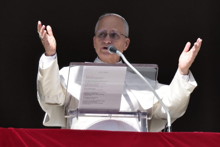 Papa Leon al XIV-lea solicită încetarea ostilităților în Orientul Mijlociu, la două săptămâni după declanșarea conflictului.