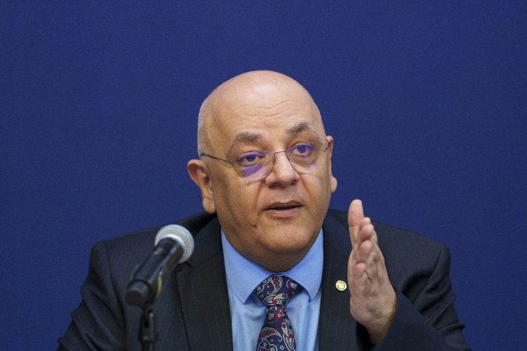 Percheziții la DSU. Surse: Procurorii ar fi avut oprit telefonul lui Raed Arafat