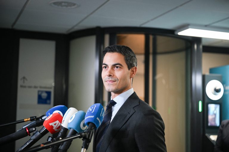 Premierul Olandei critică atacurile asupra Iranului și subliniază încălcarea dreptului internațional