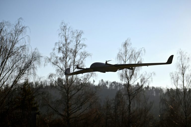 Romaero și start-up-ul Orbotix au încheiat un parteneriat pentru a produce până la 1.500 de drone pe lună.