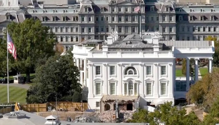 Sala de bal propusă de Trump la Casa Albă este excesiv de mare. Ar putea influența imaginea clădirii istorice.