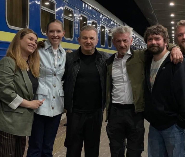 Sean Penn, la Kiev după Oscar. Zelenski: „Un prieten adevărat al Ucrainei”