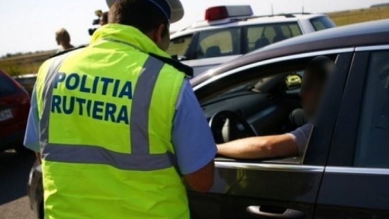 Șofer din Iași condamnat pentru mită dată unui polițist care l-a oprit și l-a făcut să sufle în aparat. A înțeles greșit un gest al agentului de poliție.