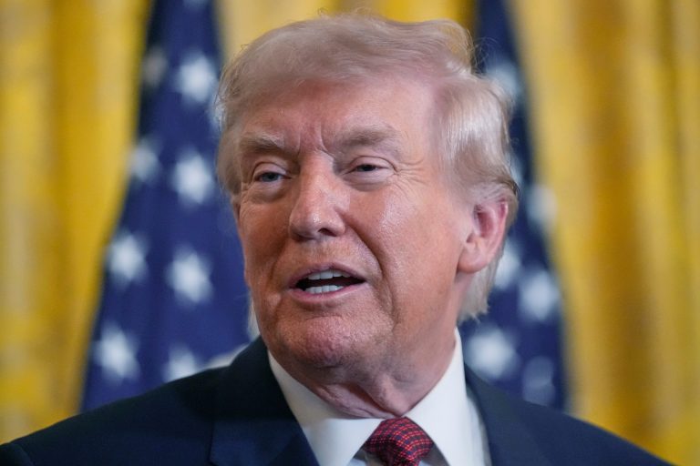 Trump dezvăluie noi detalii despre desfășurarea războiului din Iran.