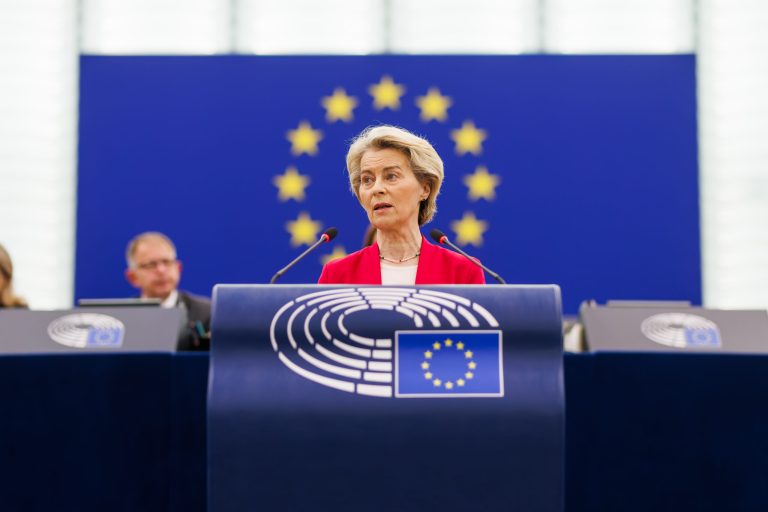Ursula von der Leyen și președintele Ciprului au discutat despre atacul Iranului împotriva bazei aeriene britanice.