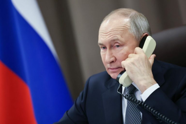 Vladimir Putin transmite Teheranului că „Rusia sprijină Iranul”