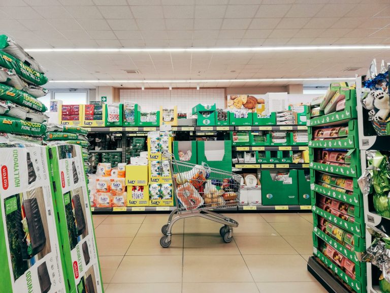 Anchetă: peste 100 de substanțe necontrolate, adăugate în alimentele din SUA fără aprobarea FDA