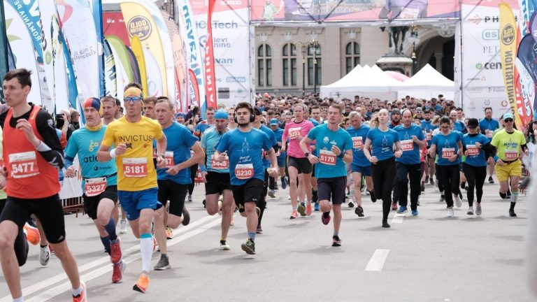 Ultimele zile de înscriere pentru Semimaratonul Iași: aproximativ 4.000 de alergători sunt așteptați la start.